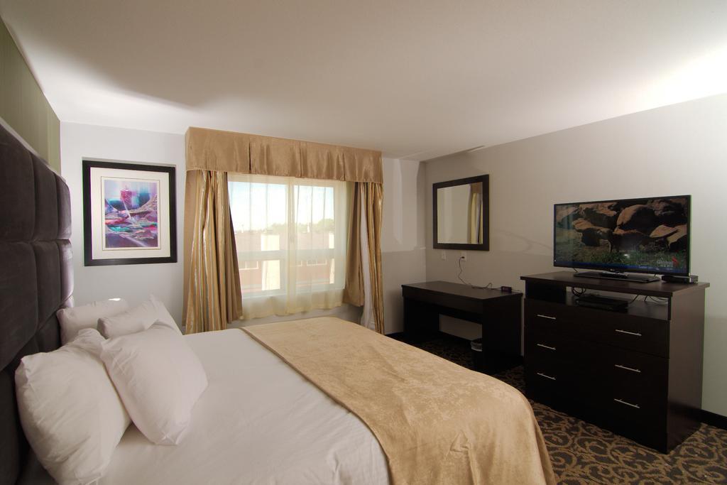 Paradise Inn And Suites Redwater Екстериор снимка