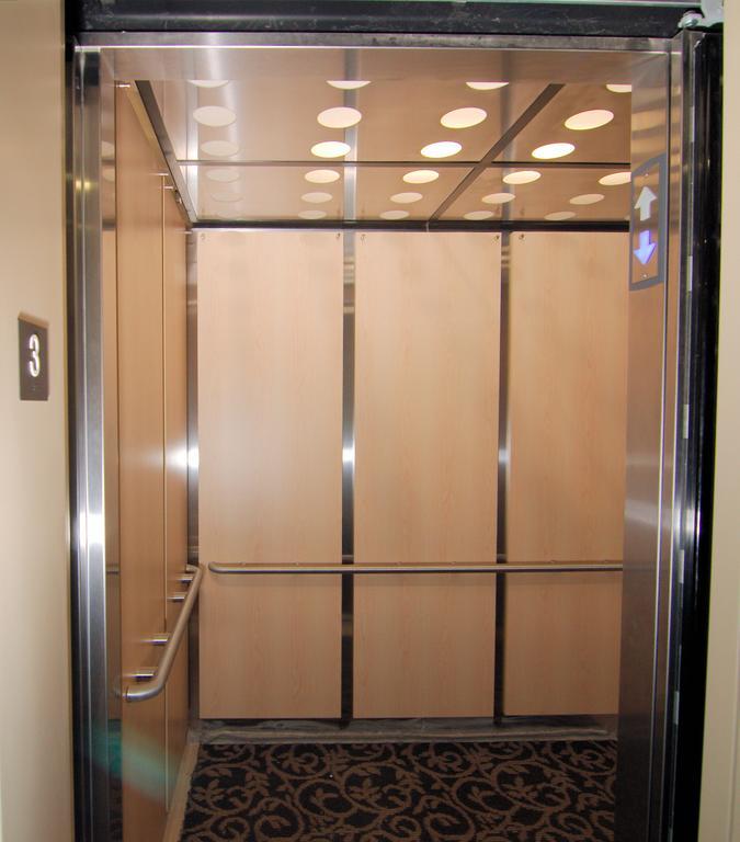 Paradise Inn And Suites Redwater Екстериор снимка