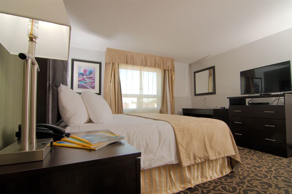 Paradise Inn And Suites Redwater Екстериор снимка