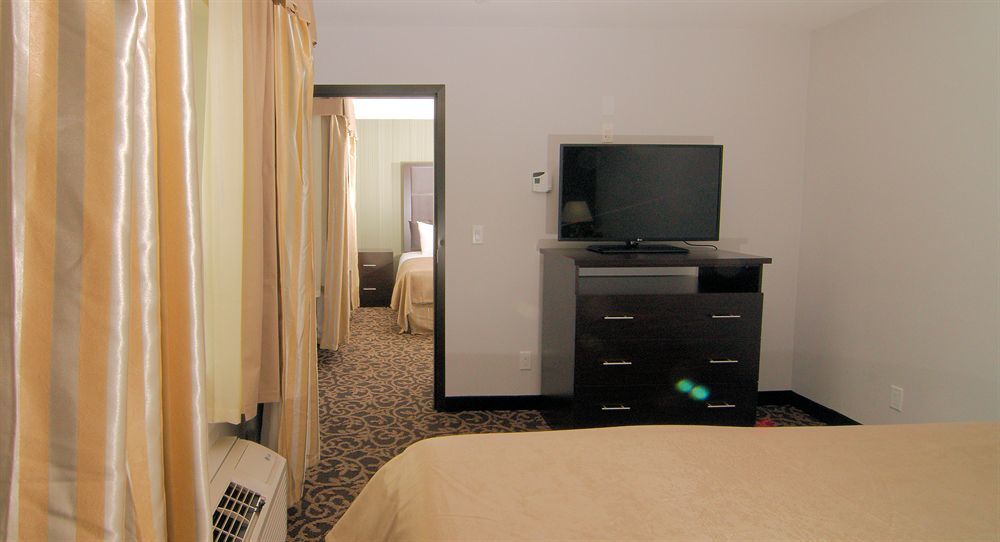 Paradise Inn And Suites Redwater Екстериор снимка