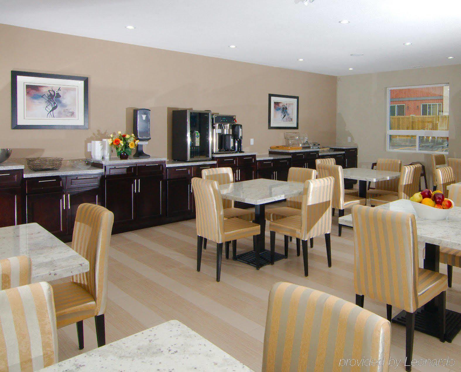 Paradise Inn And Suites Redwater Екстериор снимка
