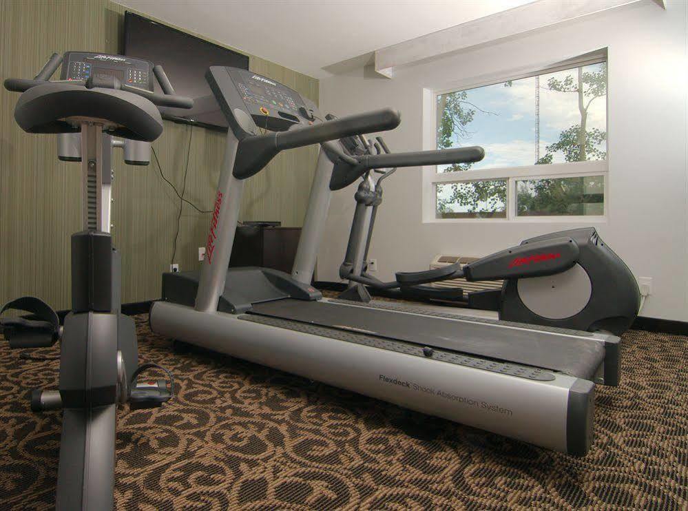 Paradise Inn And Suites Redwater Екстериор снимка